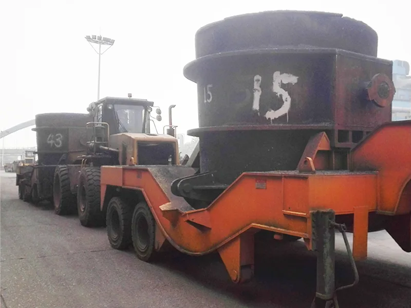 Mașină cu oală din fier topit